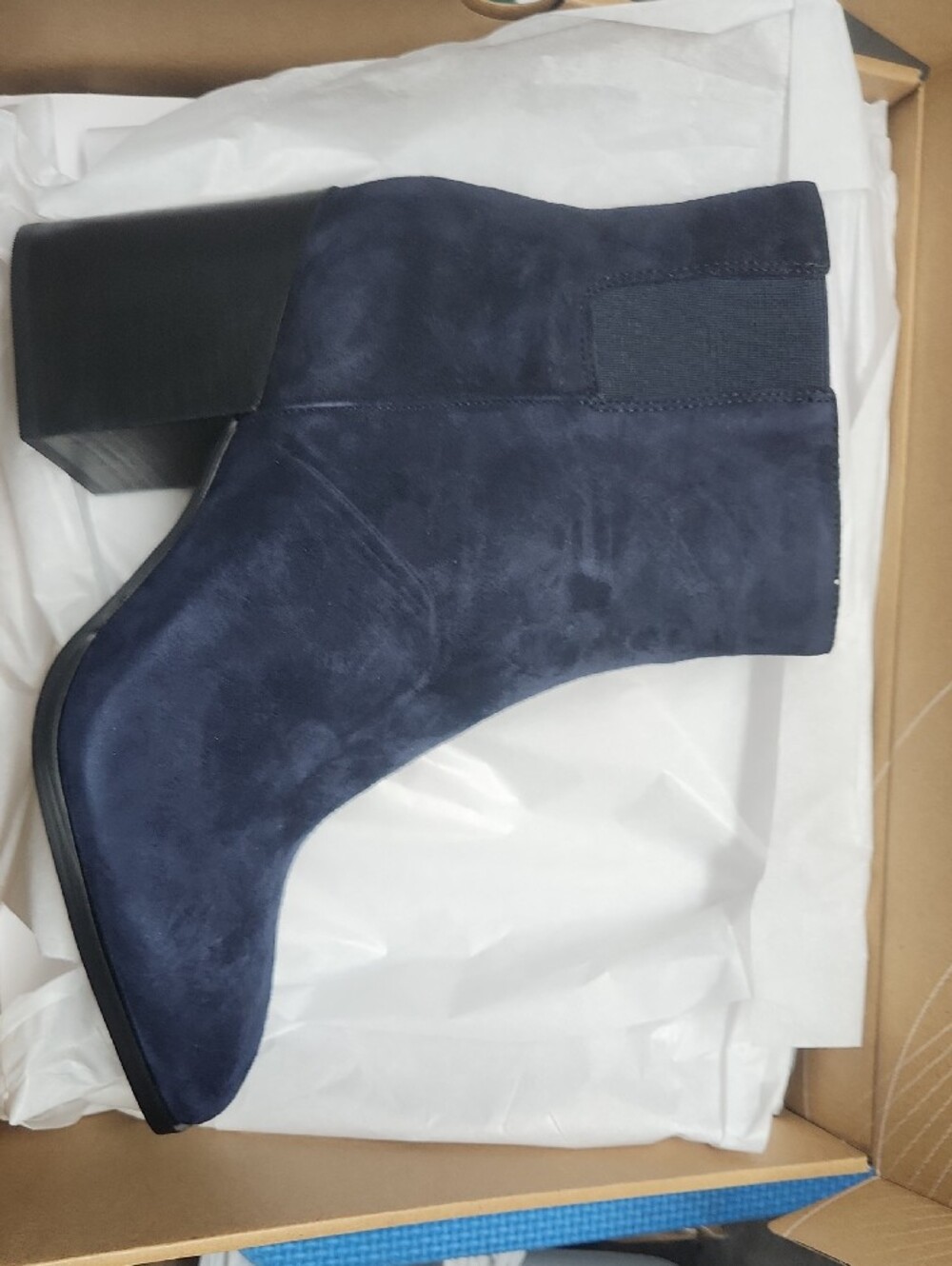 Vionic Vynn Boot Women's Navy Suede Block Heel - Picture 5 of 7